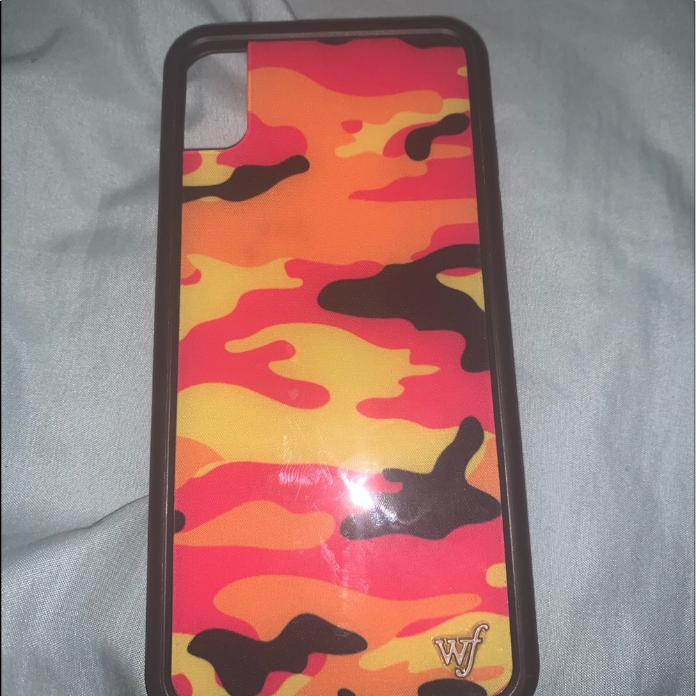 Wildflower Case iPhone Xs Max Neon Camo